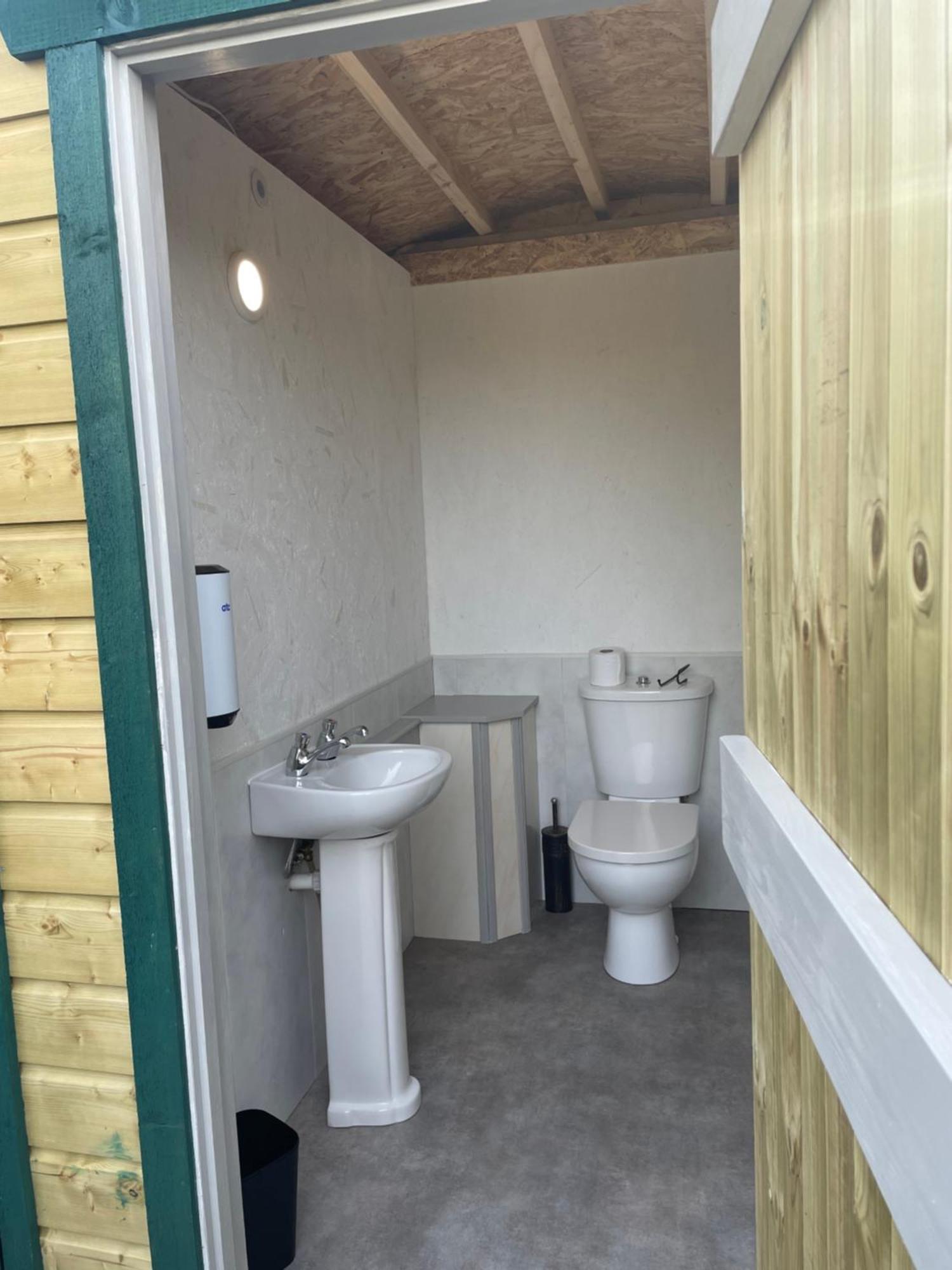 Hotel Glamping In The 2Nd Field Aughrim Esterno foto